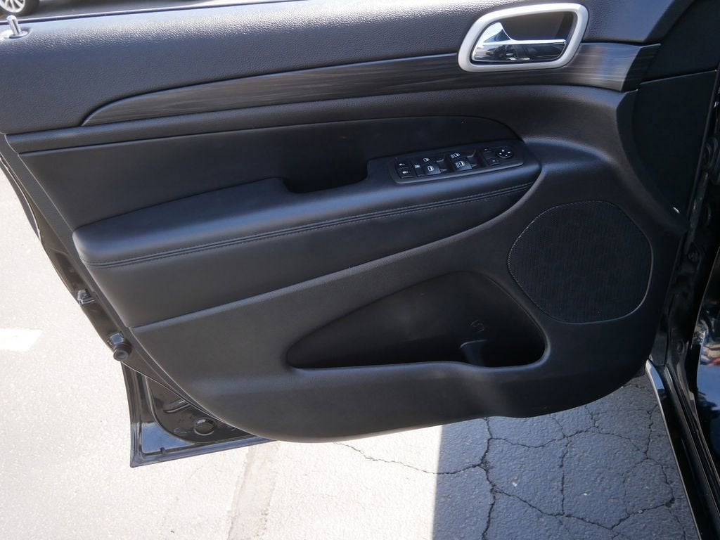 2021 Jeep Grand Cherokee Laredo X 4x4