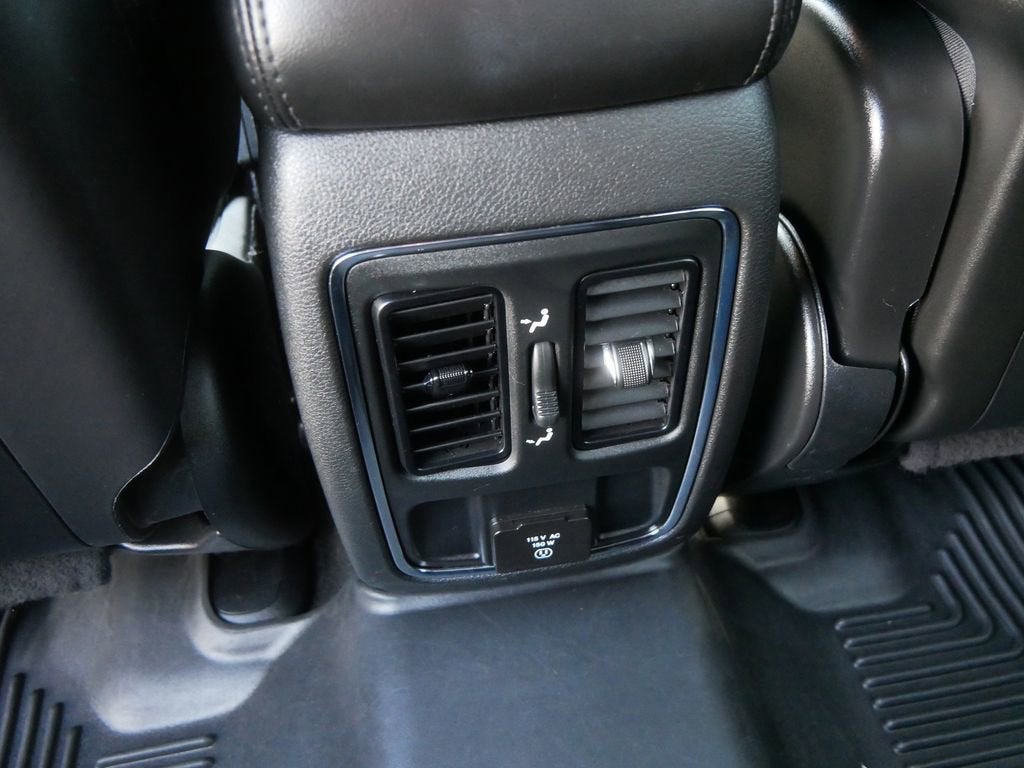 2021 Jeep Grand Cherokee Laredo X 4x4