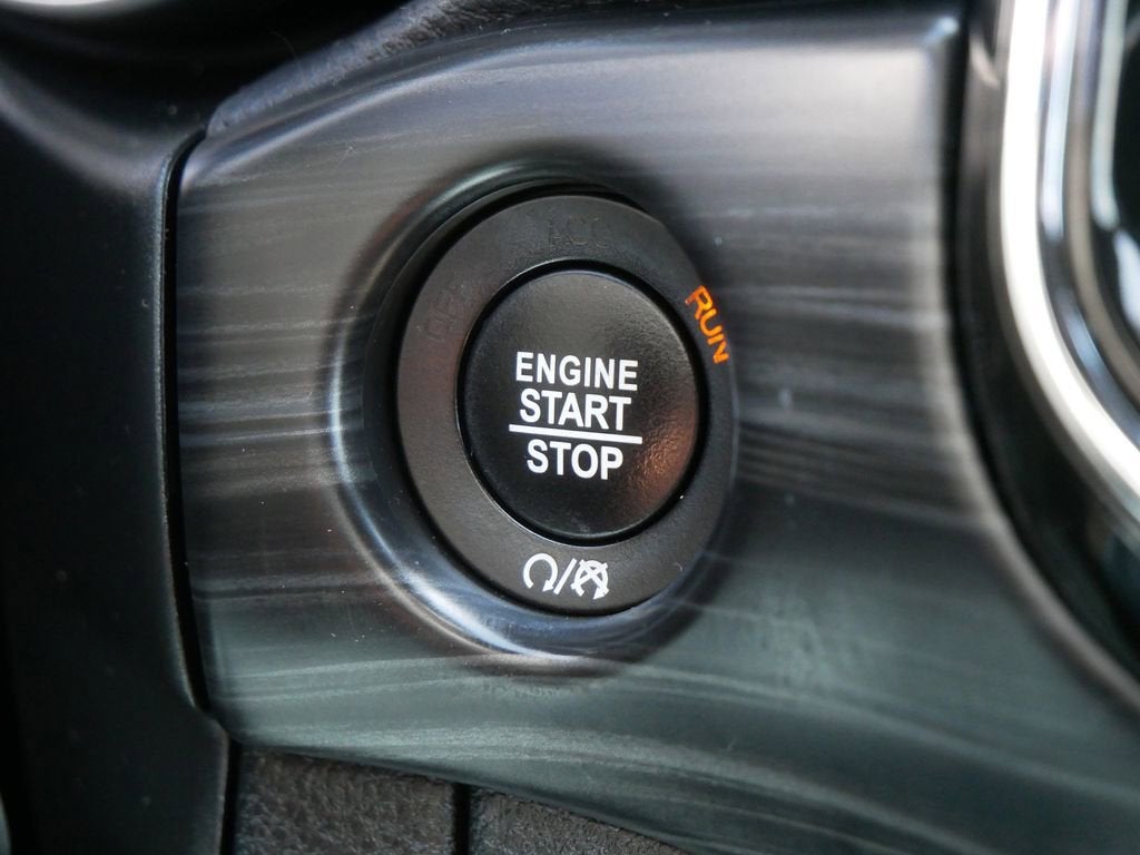 2021 Jeep Grand Cherokee Laredo X 4x4