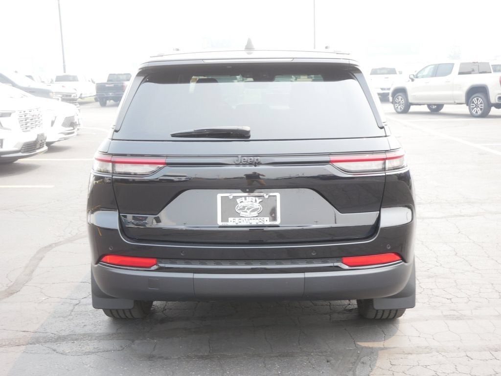2023 Jeep Grand Cherokee Altitude 4x4