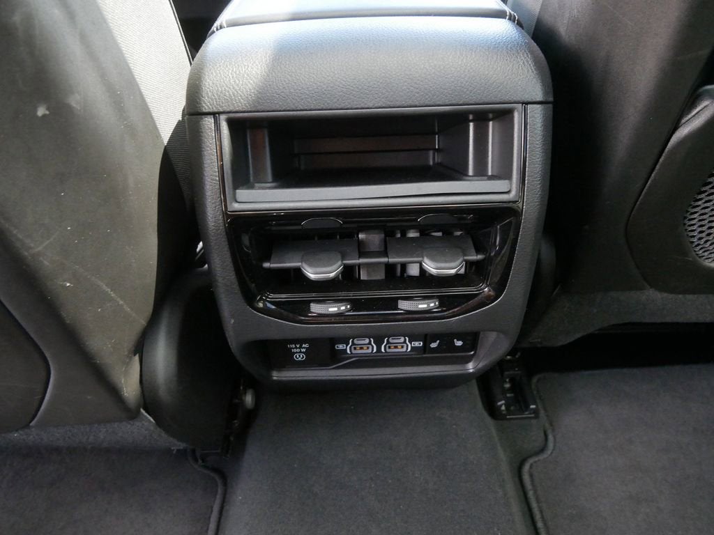 2024 Jeep Grand Cherokee Overland