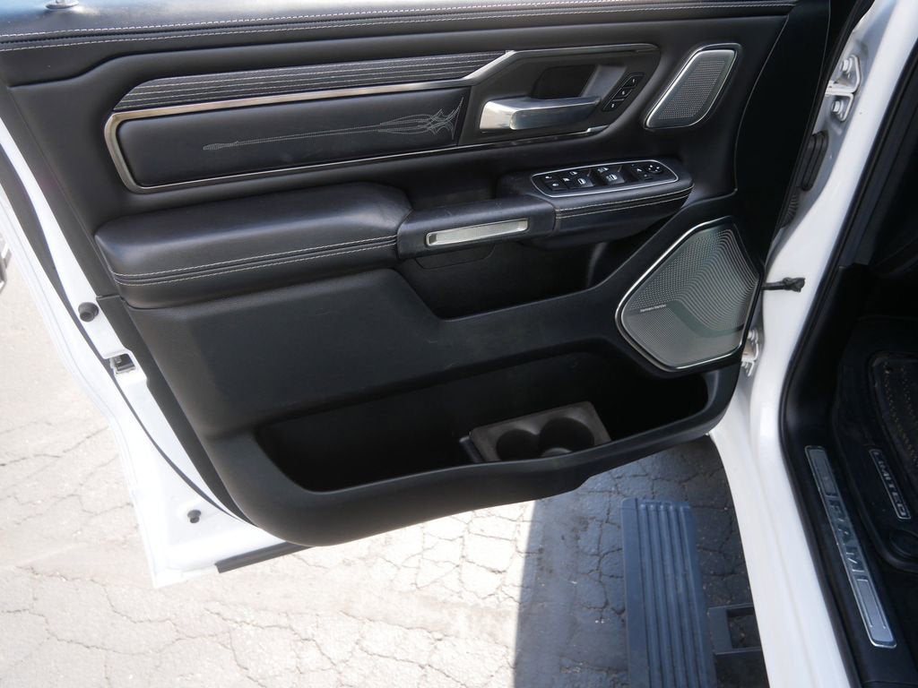 2020 RAM 1500 Limited Crew Cab 4x4 5'7" Box