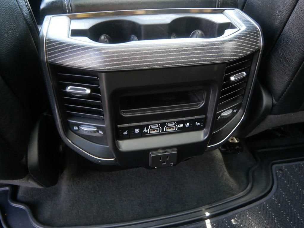 2020 RAM 1500 Limited Crew Cab 4x4 5'7" Box