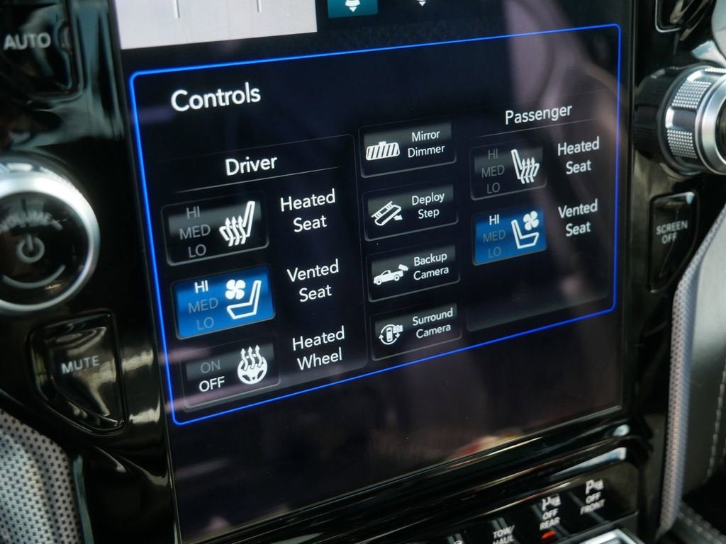 2020 RAM 1500 Limited Crew Cab 4x4 5'7" Box