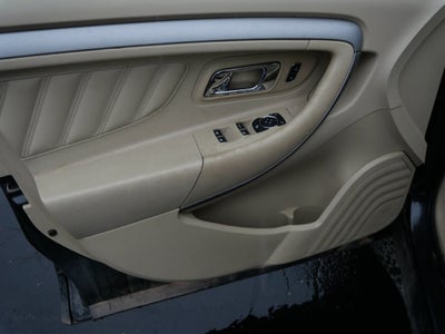 2015 Ford Taurus SEL