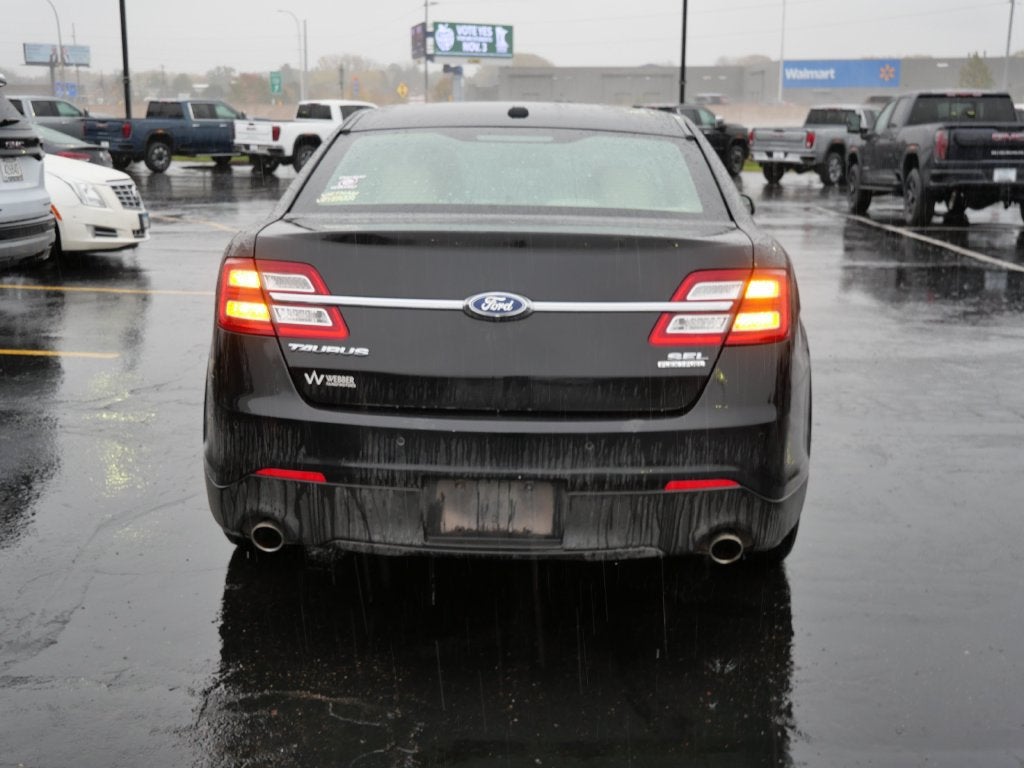 2015 Ford Taurus SEL