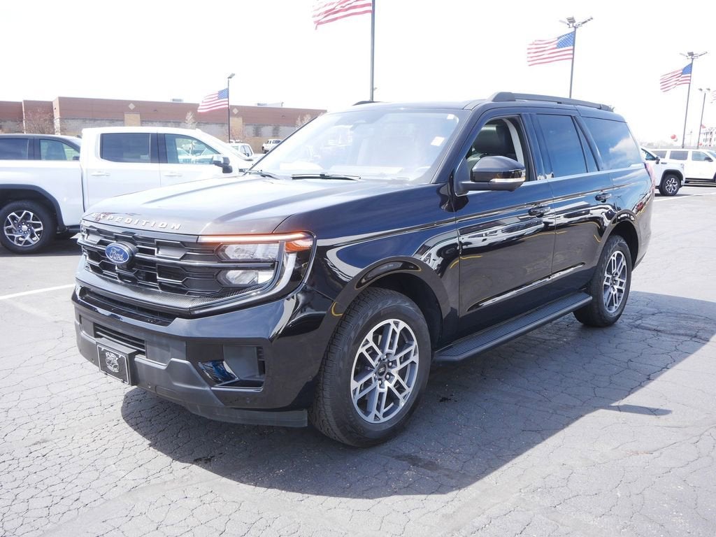 2025 Ford Expedition Active
