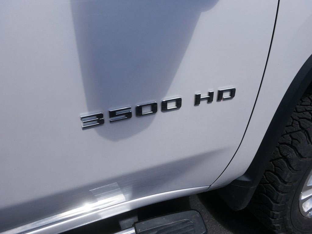 2022 Chevrolet Silverado 3500 HD High Country
