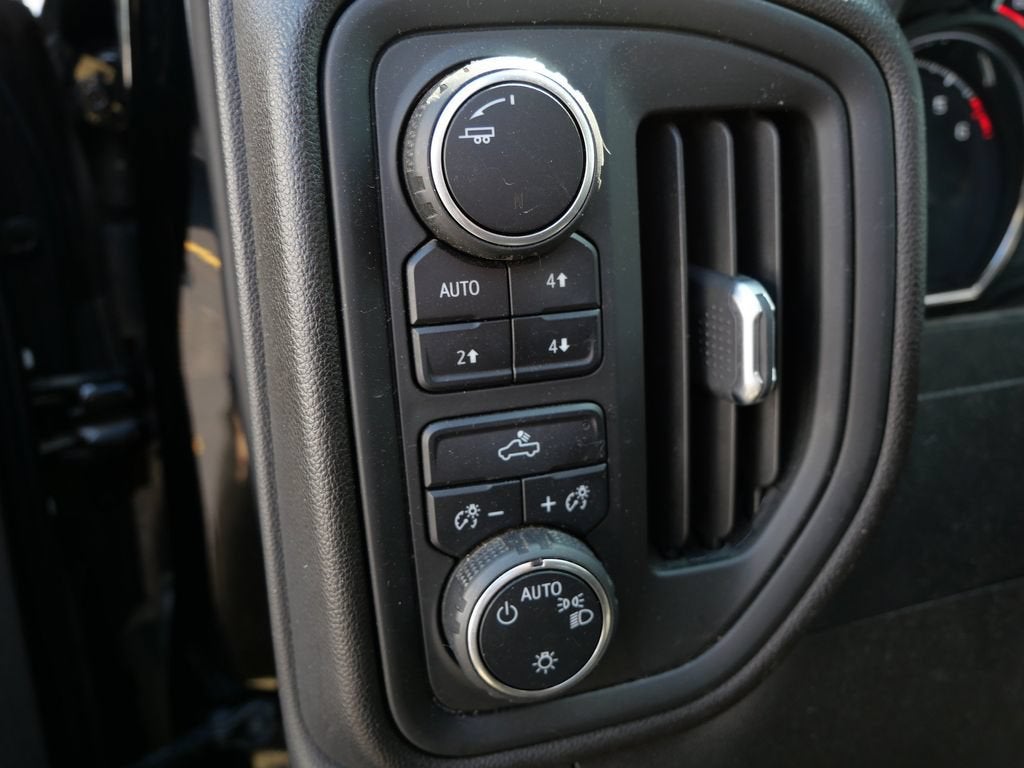 2022 Chevrolet Silverado 1500 LTD Custom Trail Boss