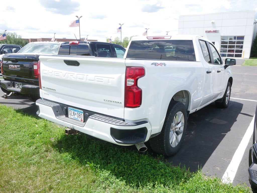 2021 Chevrolet Silverado 1500 Custom