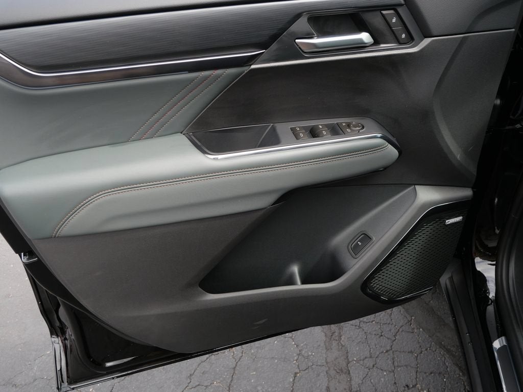 2027 GMC Acadia AT4