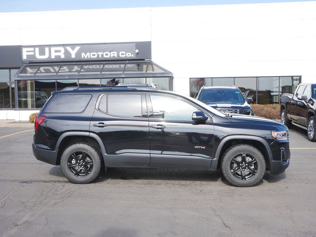 2023 GMC Acadia AT4