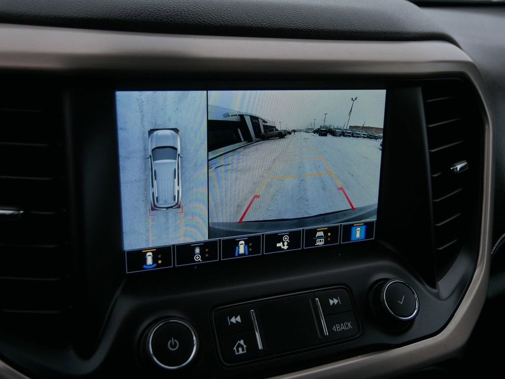 2021 GMC Acadia Denali