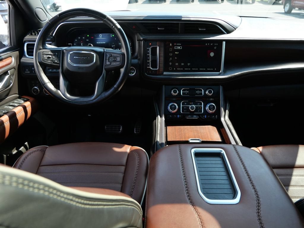 2023 GMC Yukon Denali Ultimate