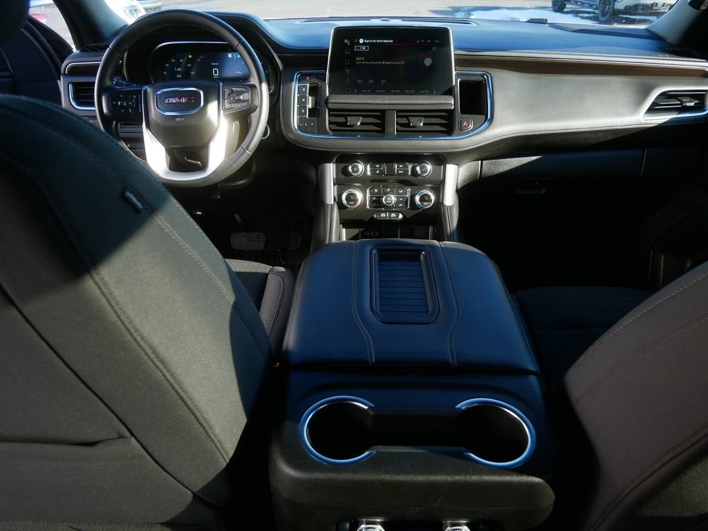 2024 GMC Yukon XL SLE