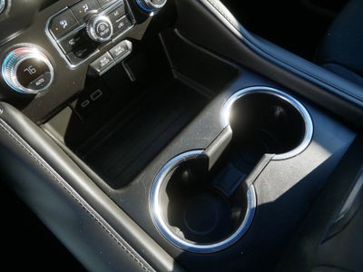 2024 GMC Yukon XL SLE