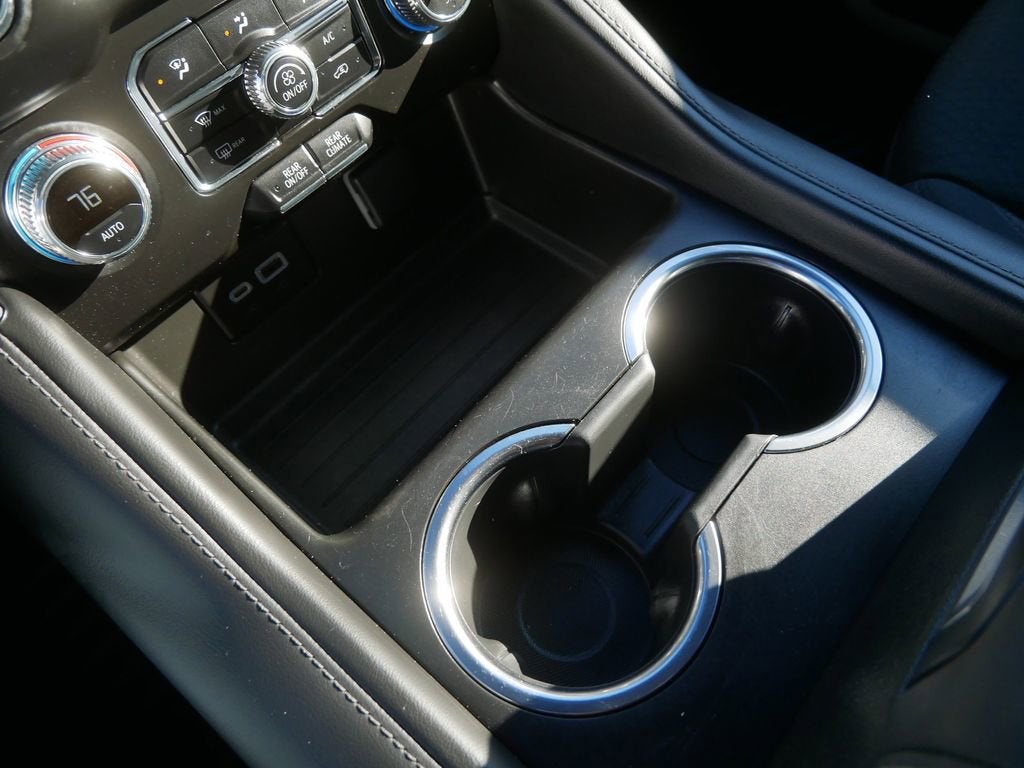 2024 GMC Yukon XL SLE