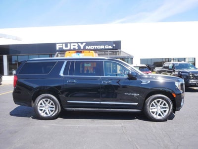 2023 GMC Yukon XL SLT