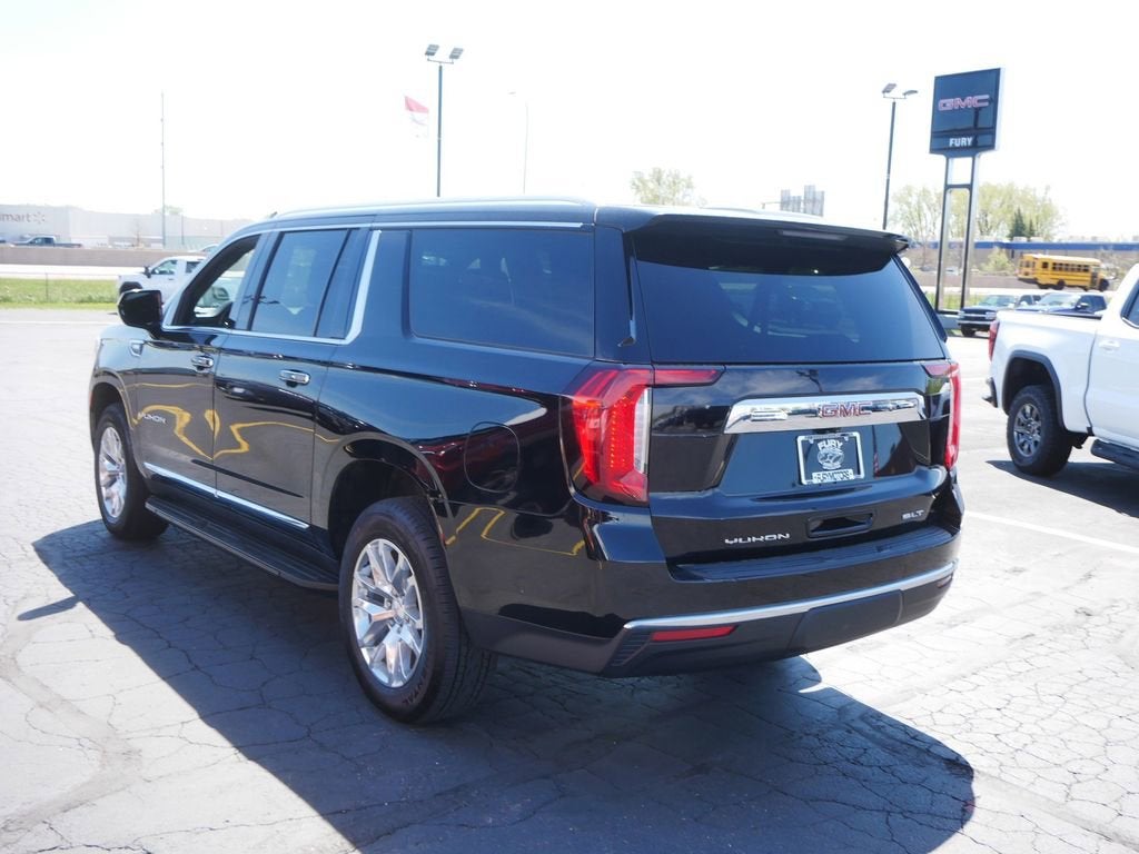 2023 GMC Yukon XL SLT