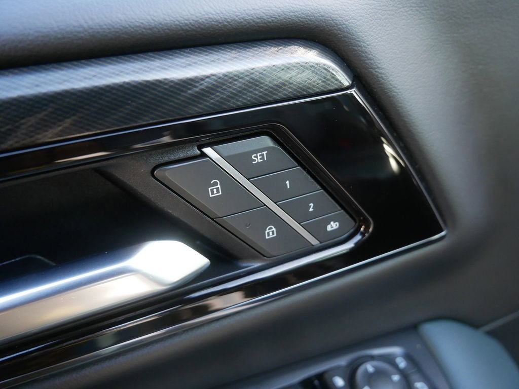 2025 GMC Yukon XL AT4