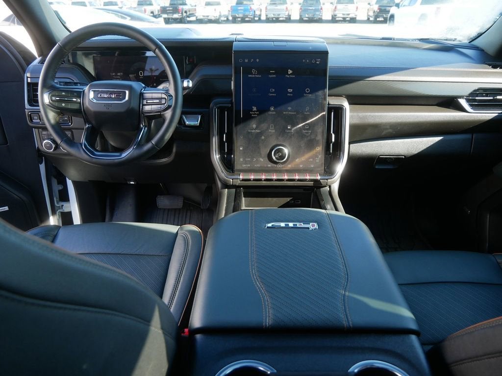 2025 GMC Yukon XL AT4