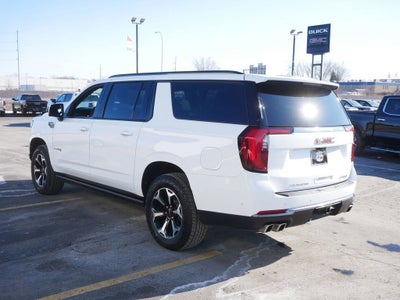 2025 GMC Yukon XL AT4