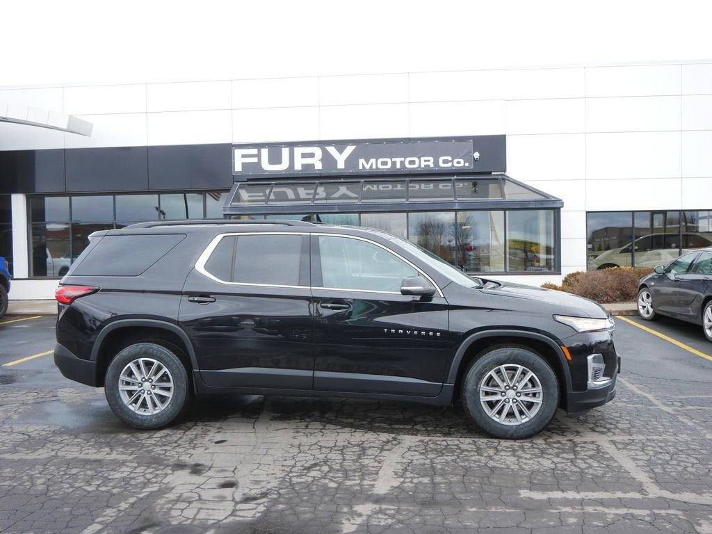 2023 Chevrolet Traverse LT Cloth