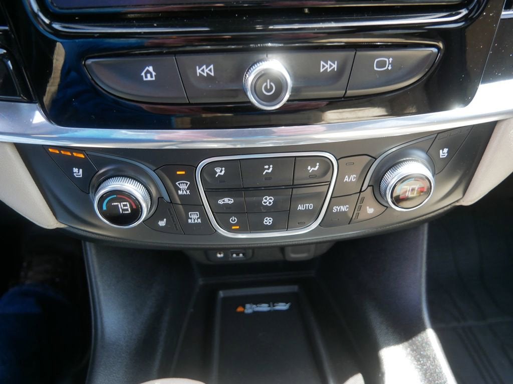2022 Chevrolet Traverse Premier