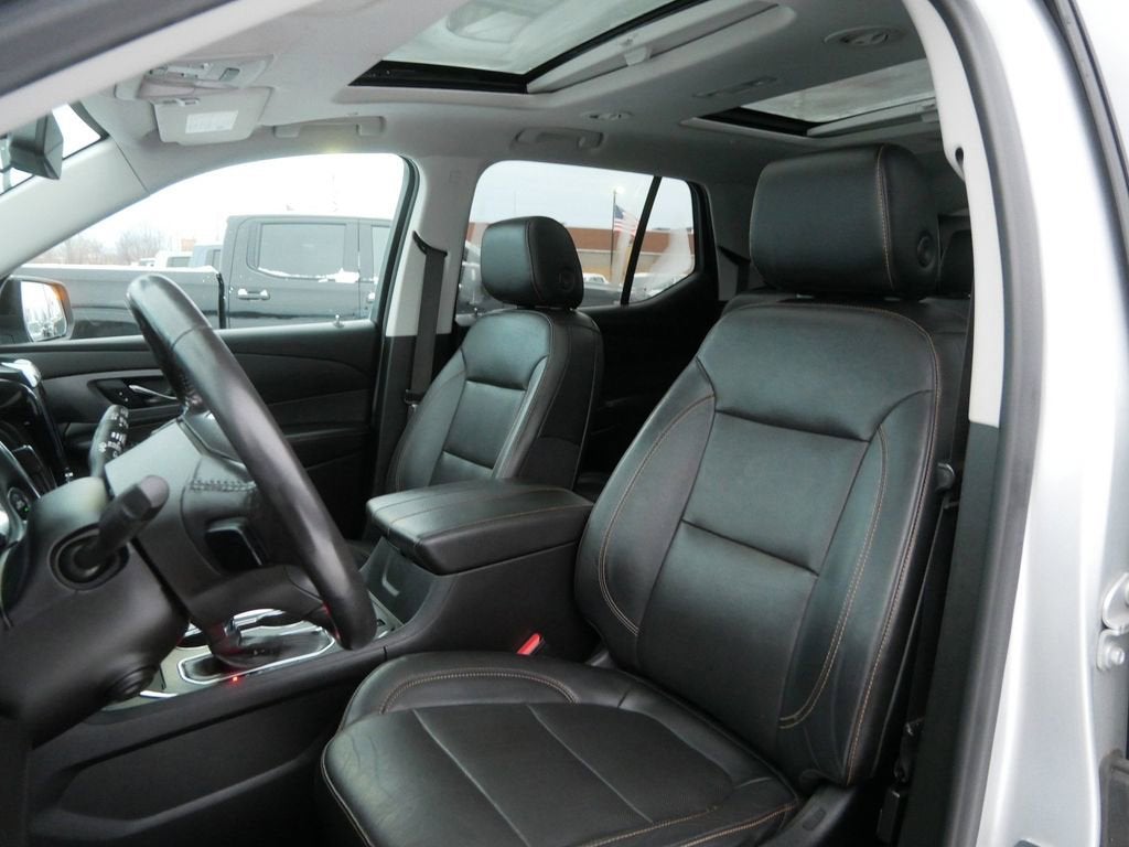 2021 Chevrolet Traverse Premier