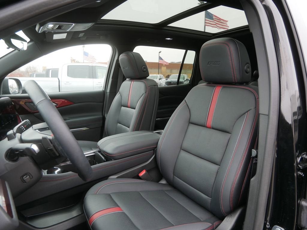 2025 Chevrolet Traverse RS