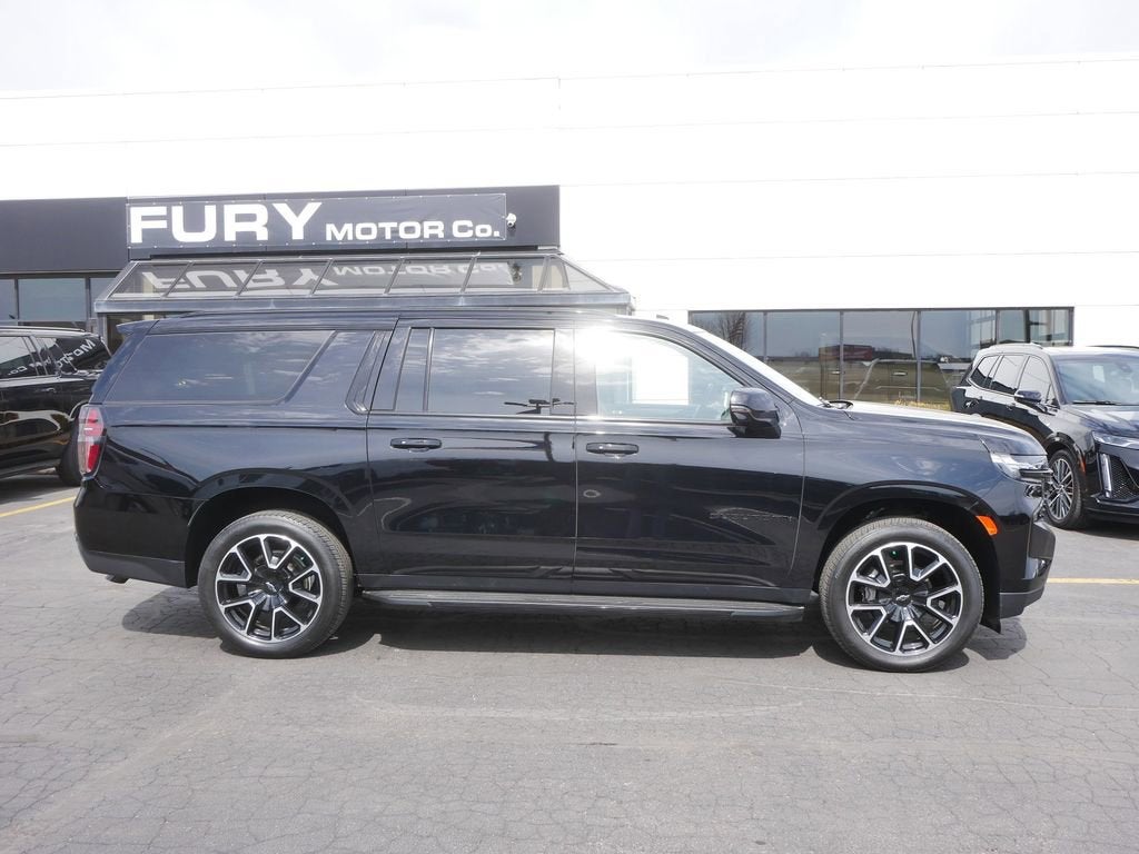 2024 Chevrolet Suburban RST