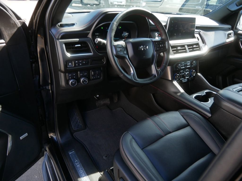 2024 Chevrolet Suburban RST