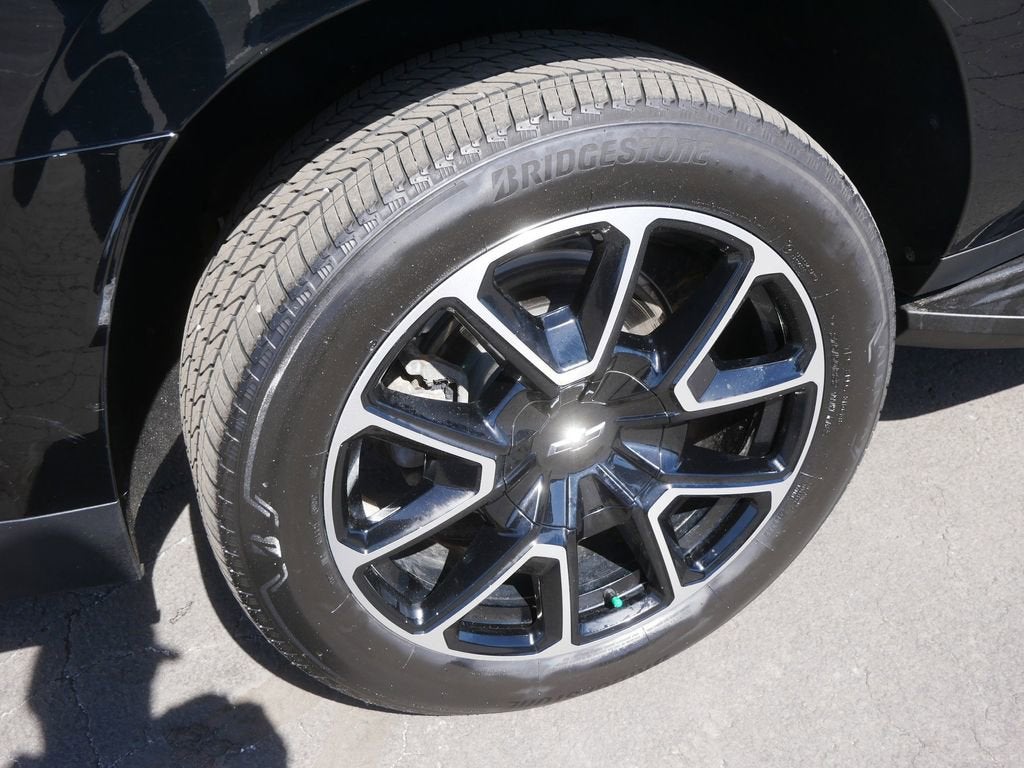 2024 Chevrolet Suburban RST