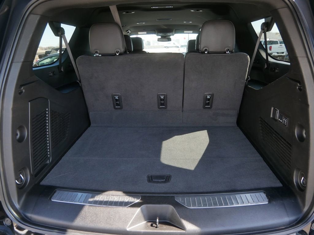 2024 Chevrolet Suburban RST