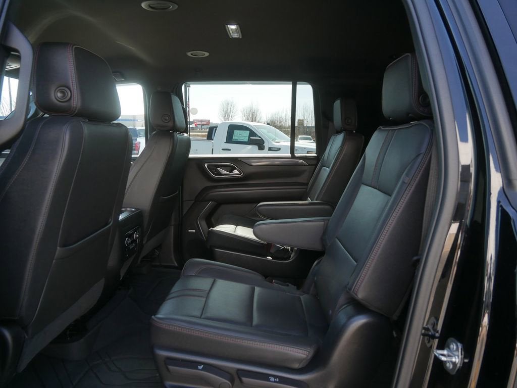 2022 Chevrolet Suburban RST
