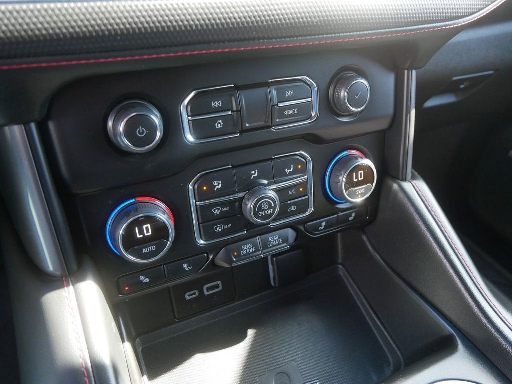 2022 Chevrolet Suburban RST