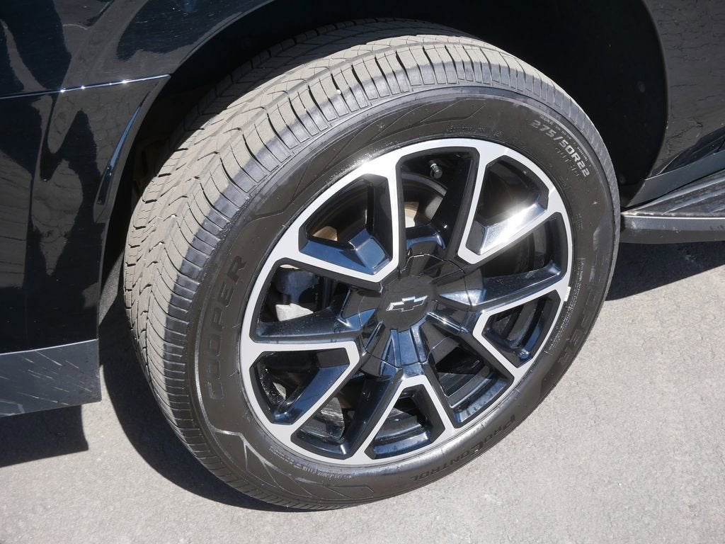 2022 Chevrolet Suburban RST