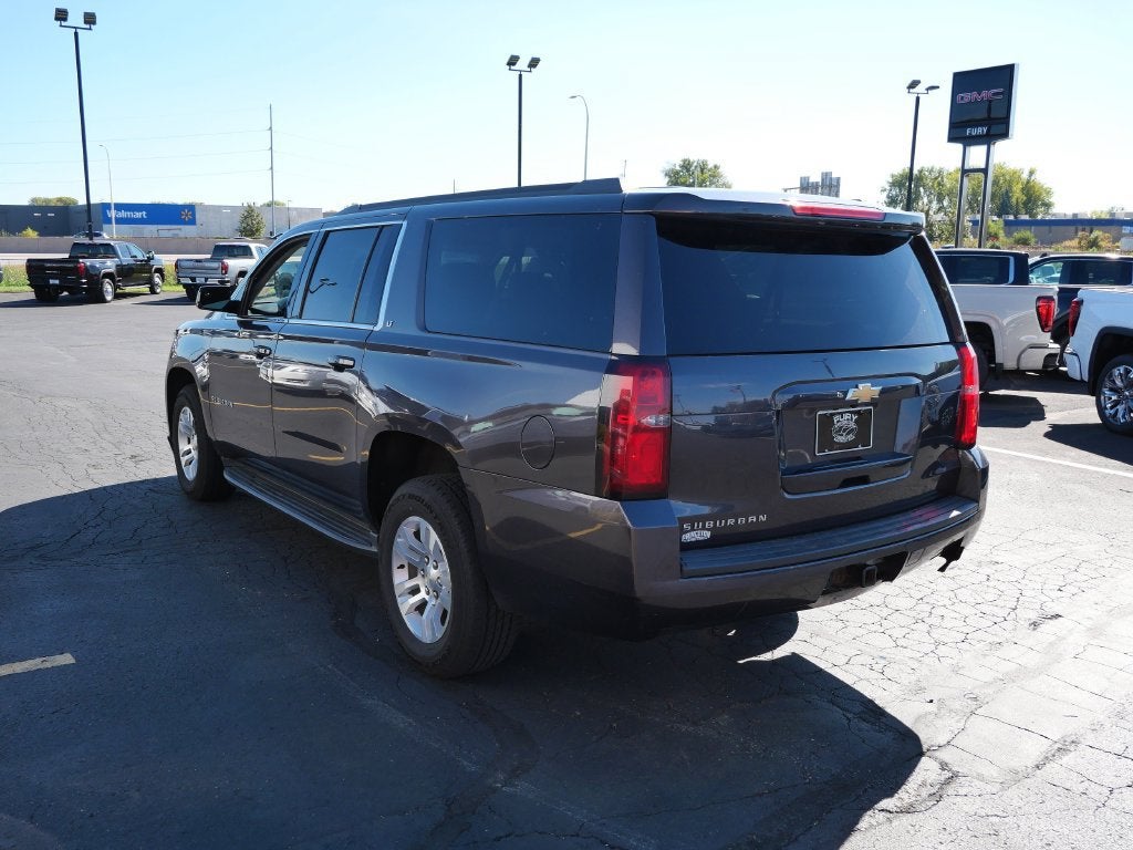 2017 Chevrolet Suburban LT