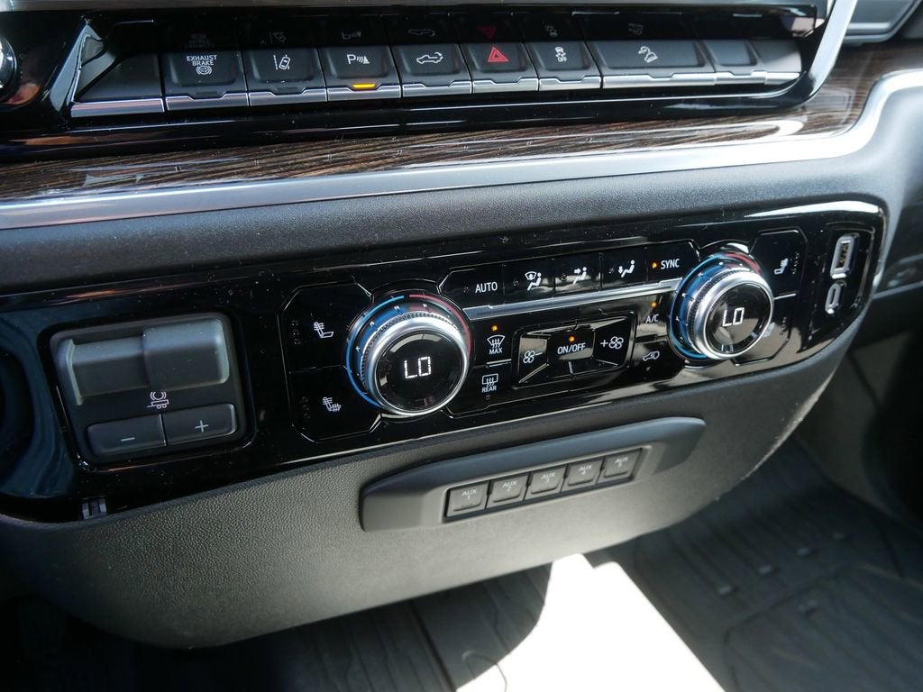 2026 GMC Sierra 3500 HD SLE