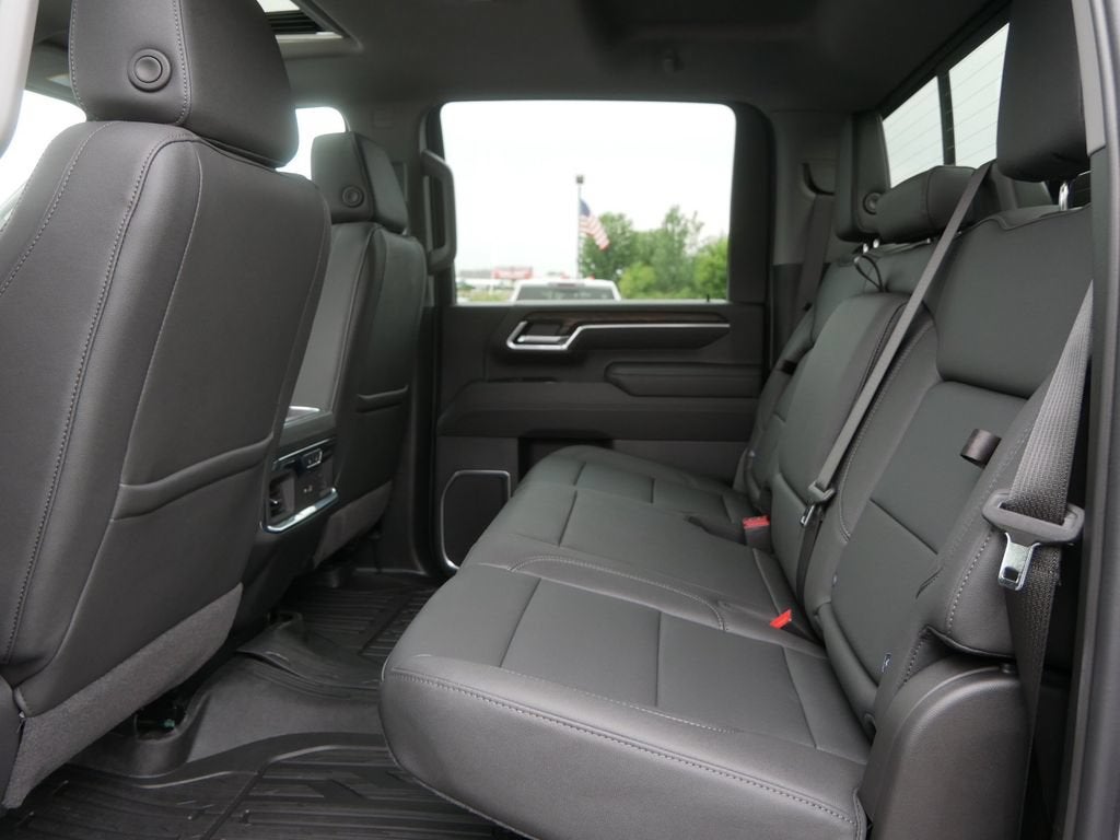 2026 GMC Sierra 3500 HD SLT