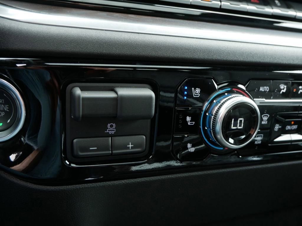 2025 GMC Sierra 3500 HD SLT