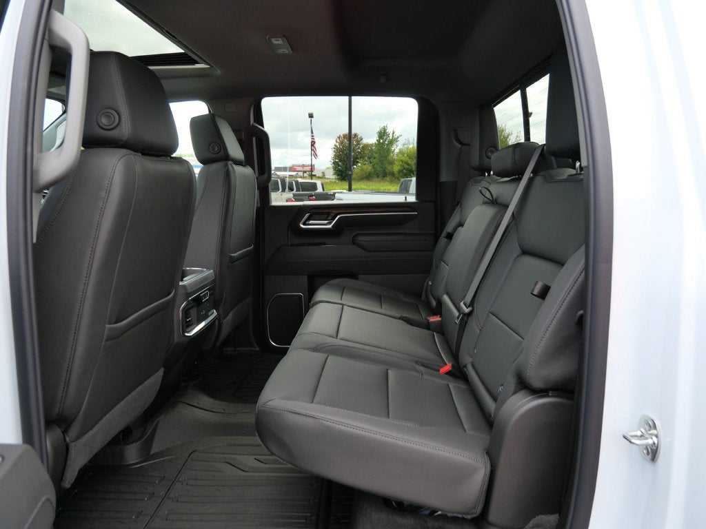2026 GMC Sierra 3500 HD SLT
