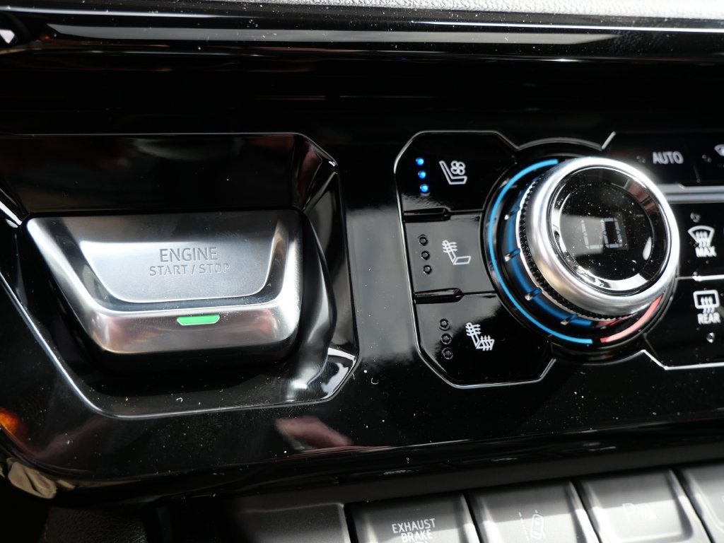 2026 GMC Sierra 3500HD AT4 - Photo 16