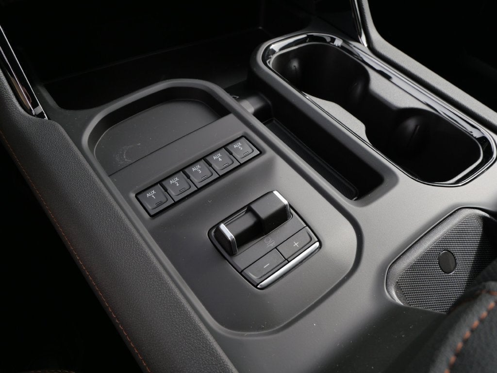 2026 GMC Sierra 3500HD AT4 - Photo 19