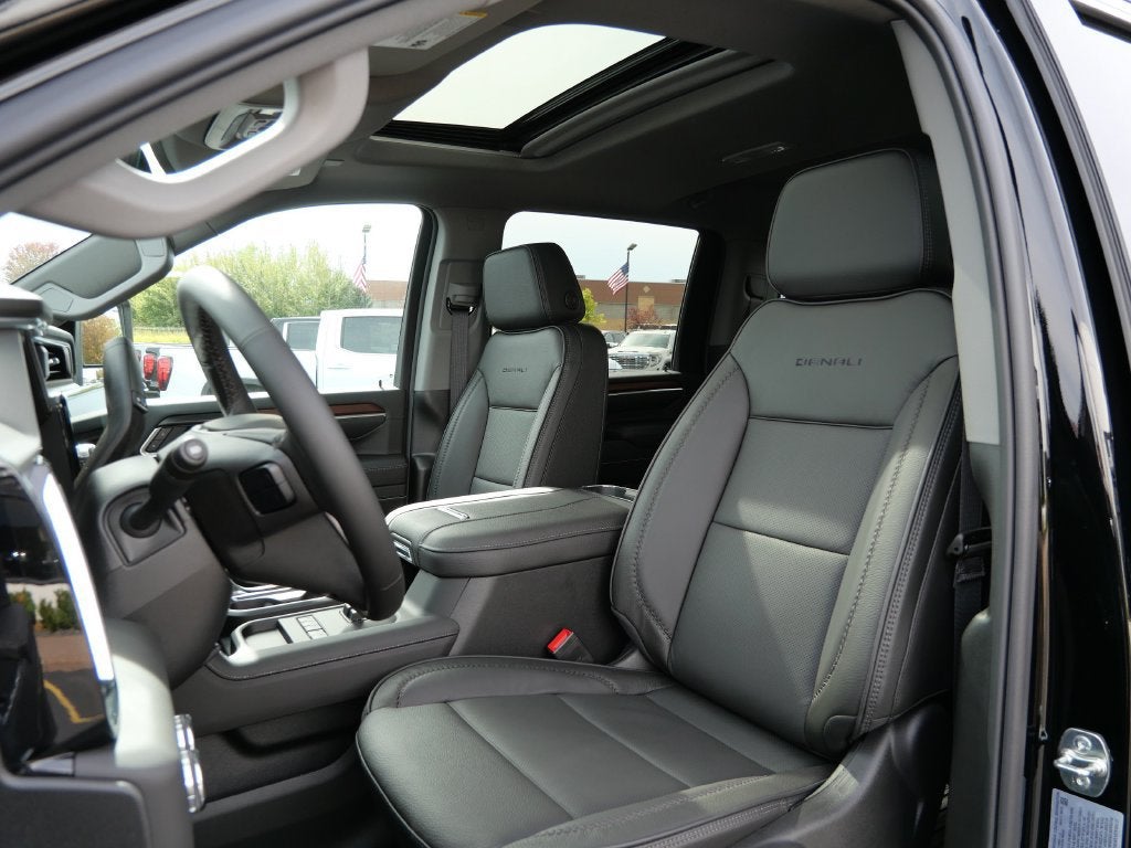 2026 GMC Sierra 3500 HD Denali DRW