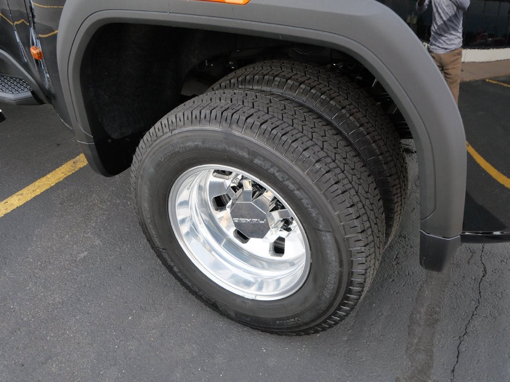 2026 GMC Sierra 3500 HD Denali DRW