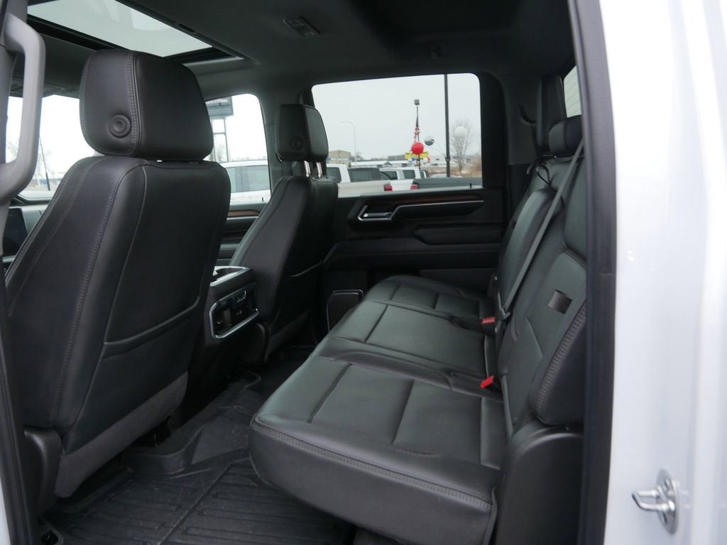 2025 GMC Sierra 3500 HD Denali