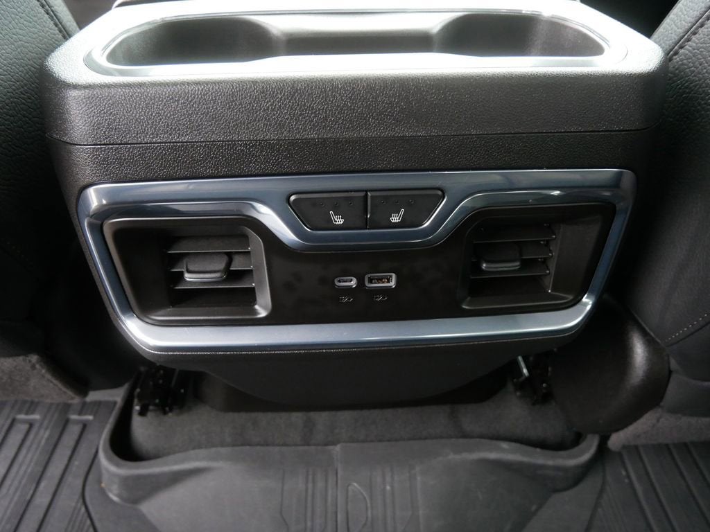 2025 GMC Sierra 3500 HD Denali