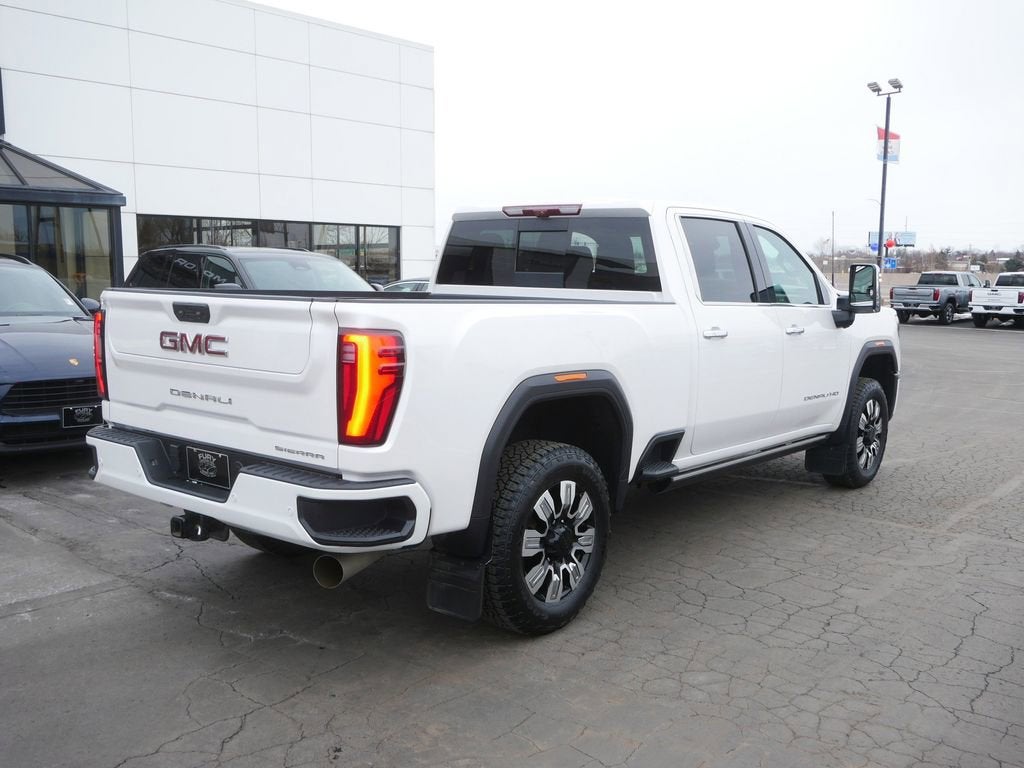 2025 GMC Sierra 3500 HD Denali