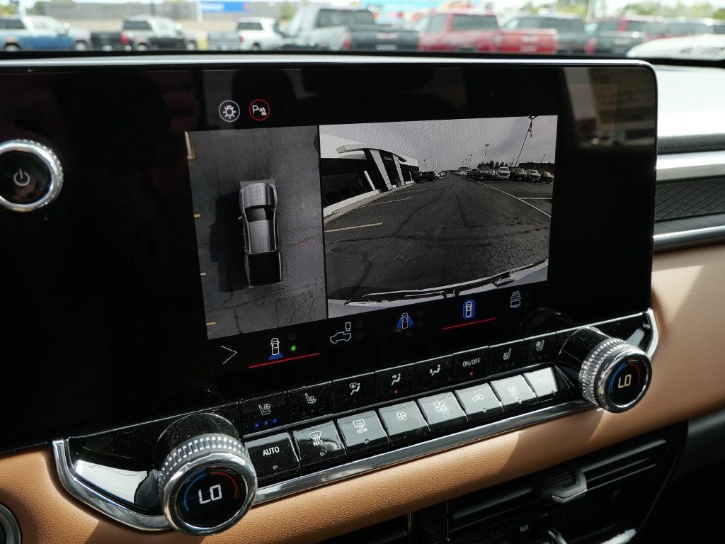 2026 GMC Canyon AT4 - Photo 15